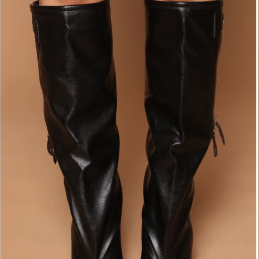 Fashion Nova Black Heeled Boots